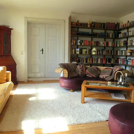 Lantgård Gutshaus *